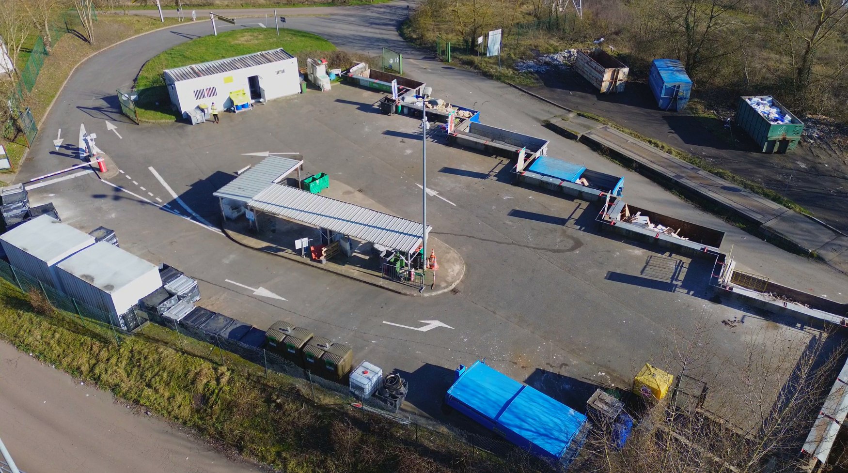 Vue aérienne de la déchetterie de Champvert