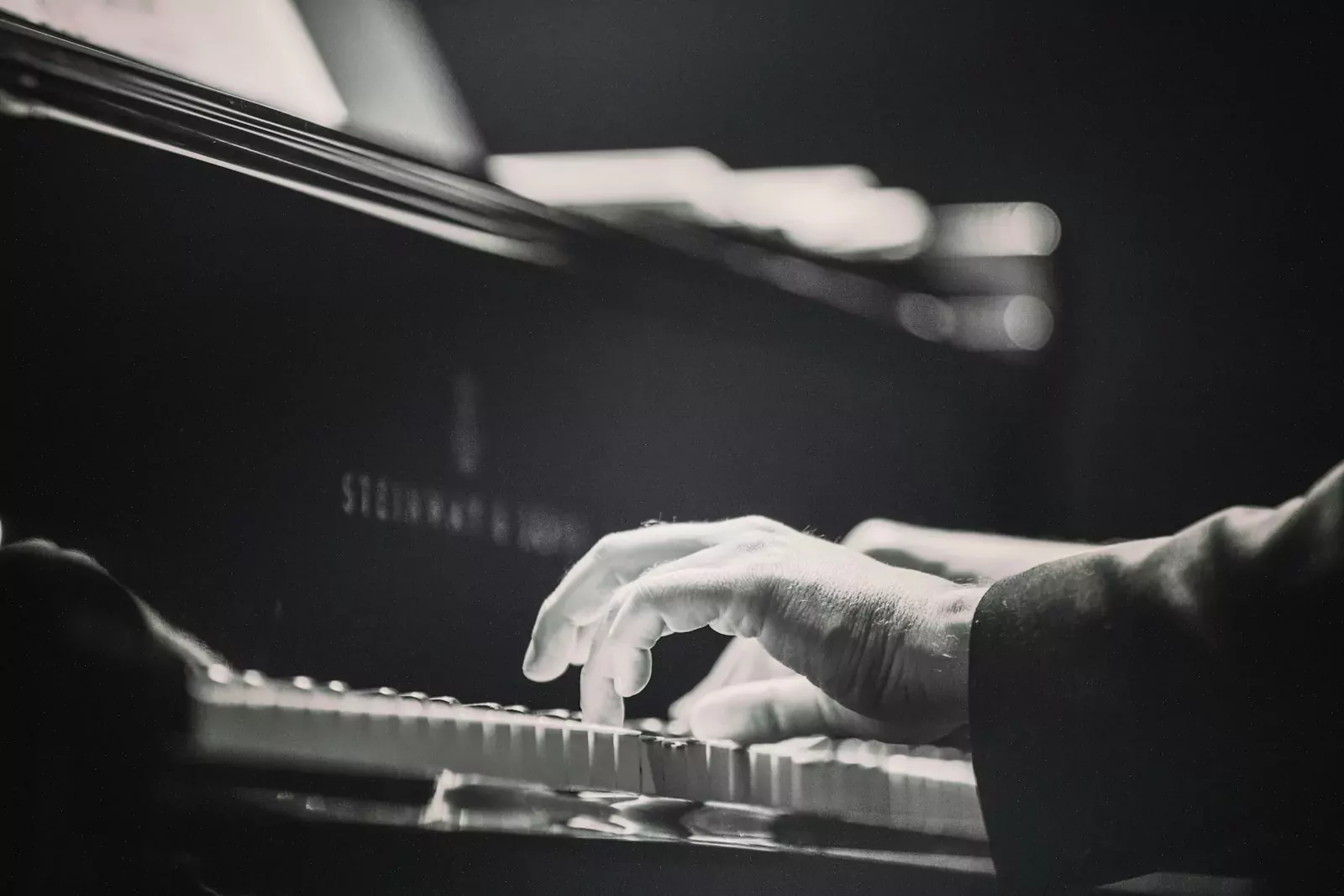 concert piano